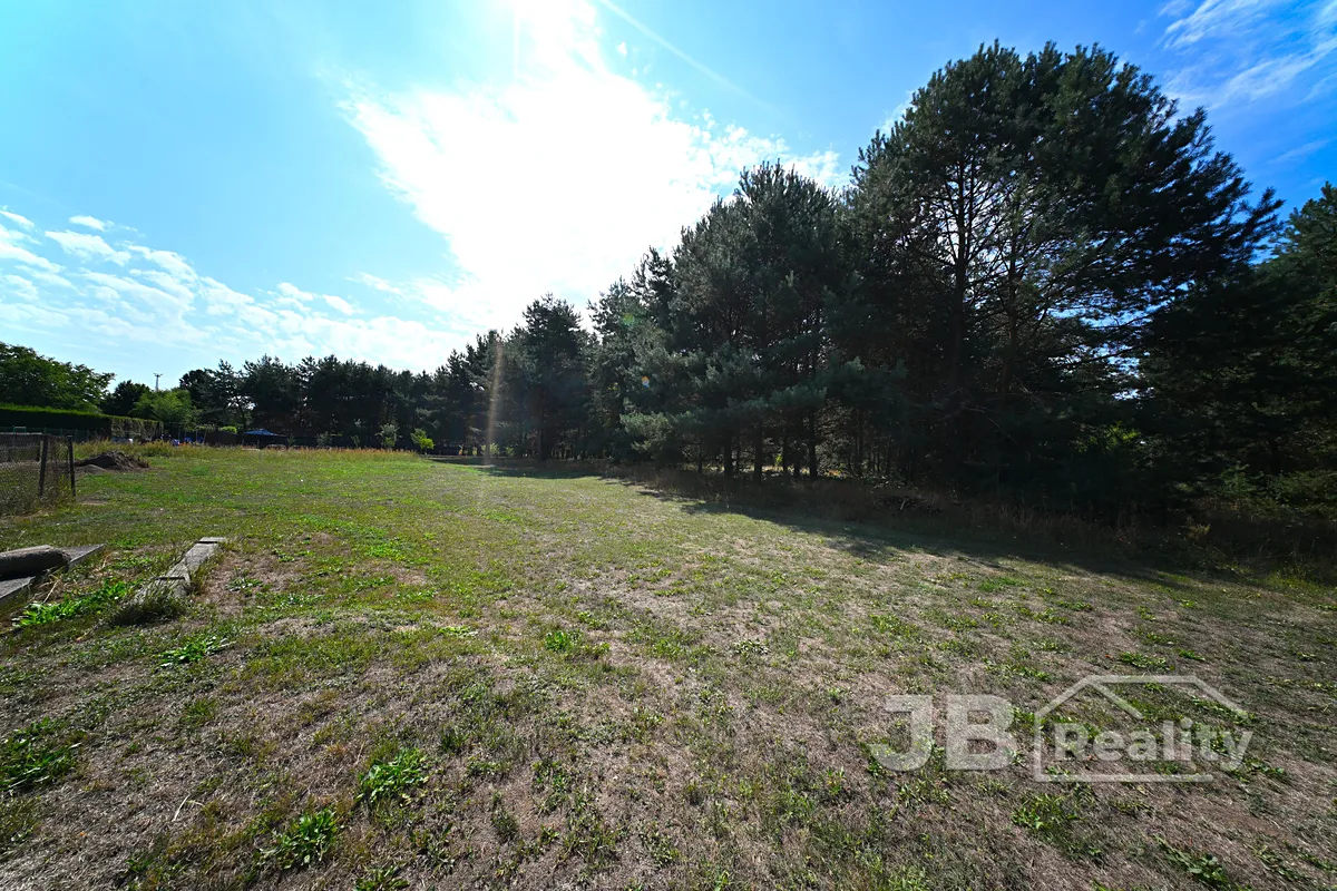 Prodej stavebního pozemku 2034 m²